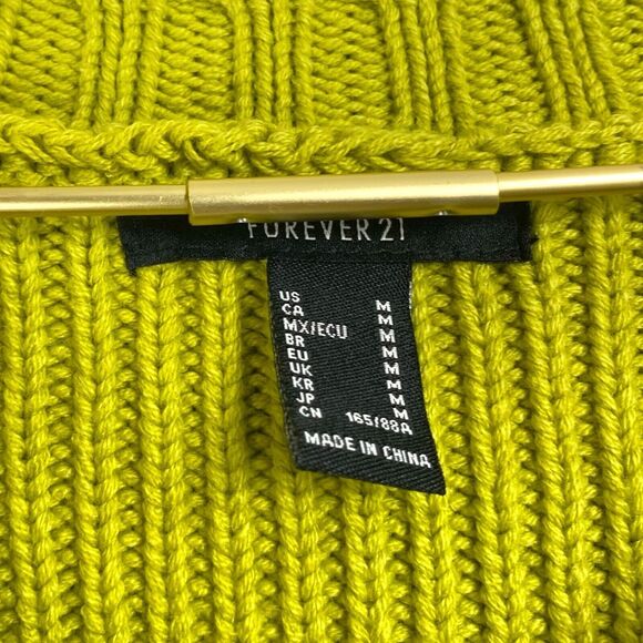 Forever 21 Green Ribbed Heavy Knit Sweater Size:‎ M Cozy Stylish Crop  500 - Picture 3 of 8